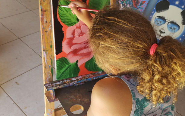aula de pintura de tela.jpeg