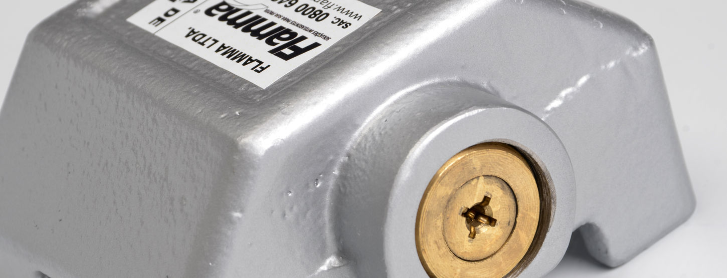 trava de bau flamma.JPG