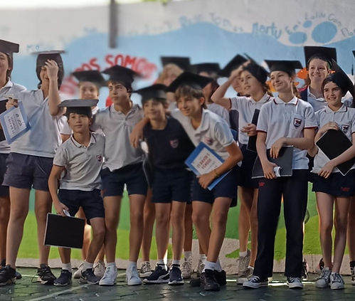 Póster Finanzas Inversión Frase Marco Foto Título Grande Profesional Corporativo (16).jpg