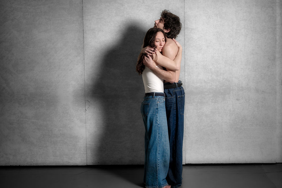 05_COPPIA UMANA 174X155 cm di S. Babetta foto di S.Lazzaro ®dancehauspiu2026