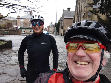 Sunday soggy social ride to Marsh Green Café. 🌧️🚴☕🌞