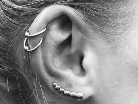 #1091 Piercing helix | AMERICAN BODY ART