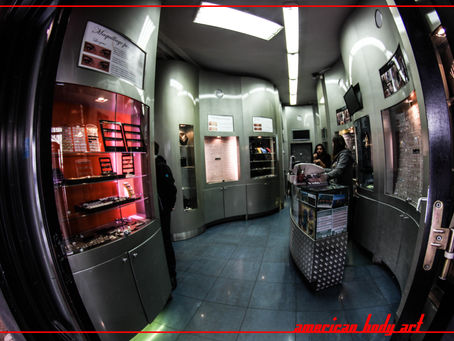 #240 SALON DE TATOUAGE PARIS - AMERICAN BODY ART