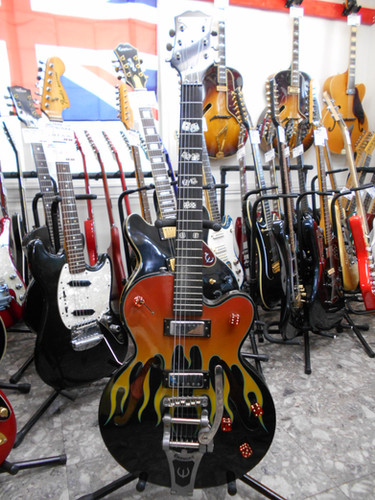 エピフォン　ヘルキャット Epiphone Hellcat ～ロカビリー御用達?～ - これってちょっと