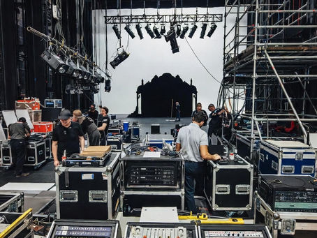 Producción técnica en teatro y festivales — entre la precisión y la poesía