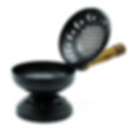 KOTLÍKOVÁ LIATINOVÁ KADIDELNICA "MESIAC & HVIEZDY" S DREVENOU RUKOVÄŤOU