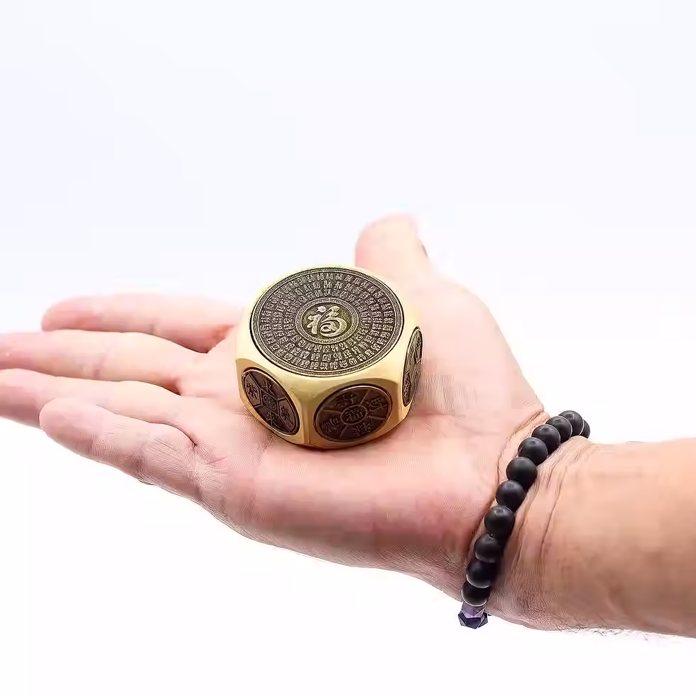 Miniatúra: FENG SHUI DRAČIA KOCKA ~ starobylý mosadzný talizman pre šťastie