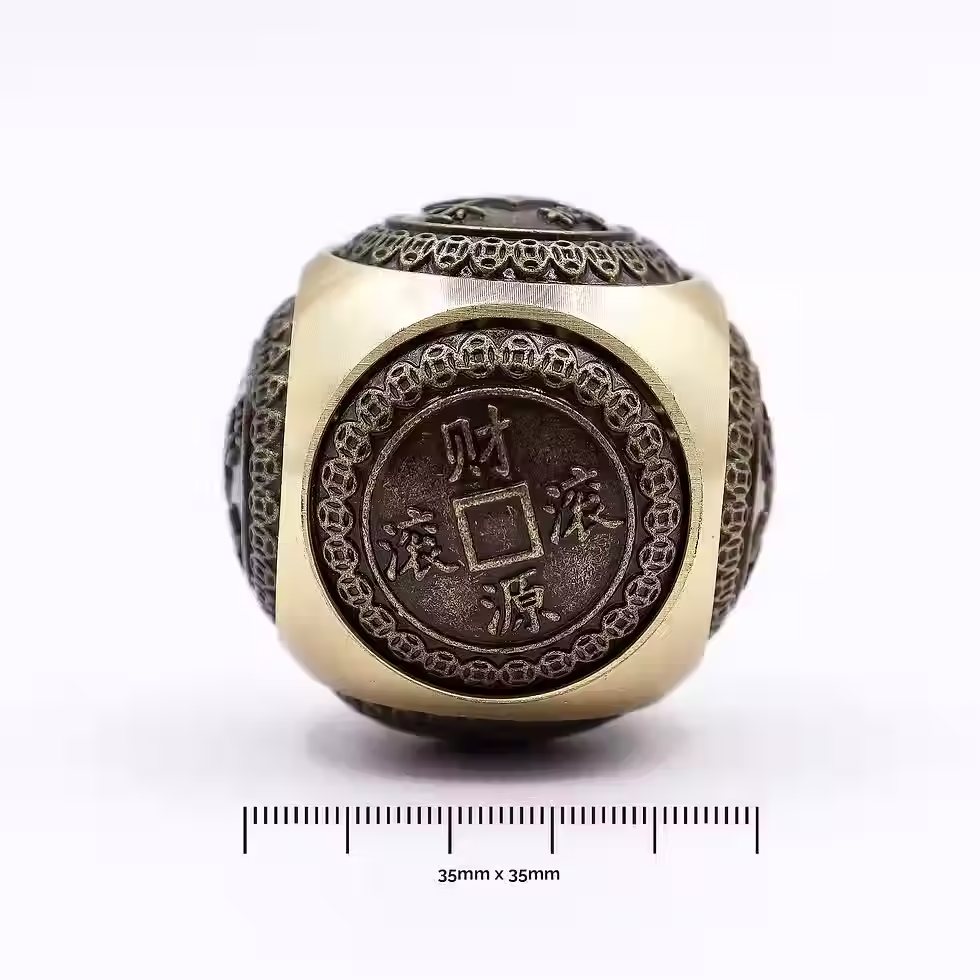 Miniatúra: FENG SHUI KOCKA HOJNOSTI ~ starobylý mosadzný rotačný talizman