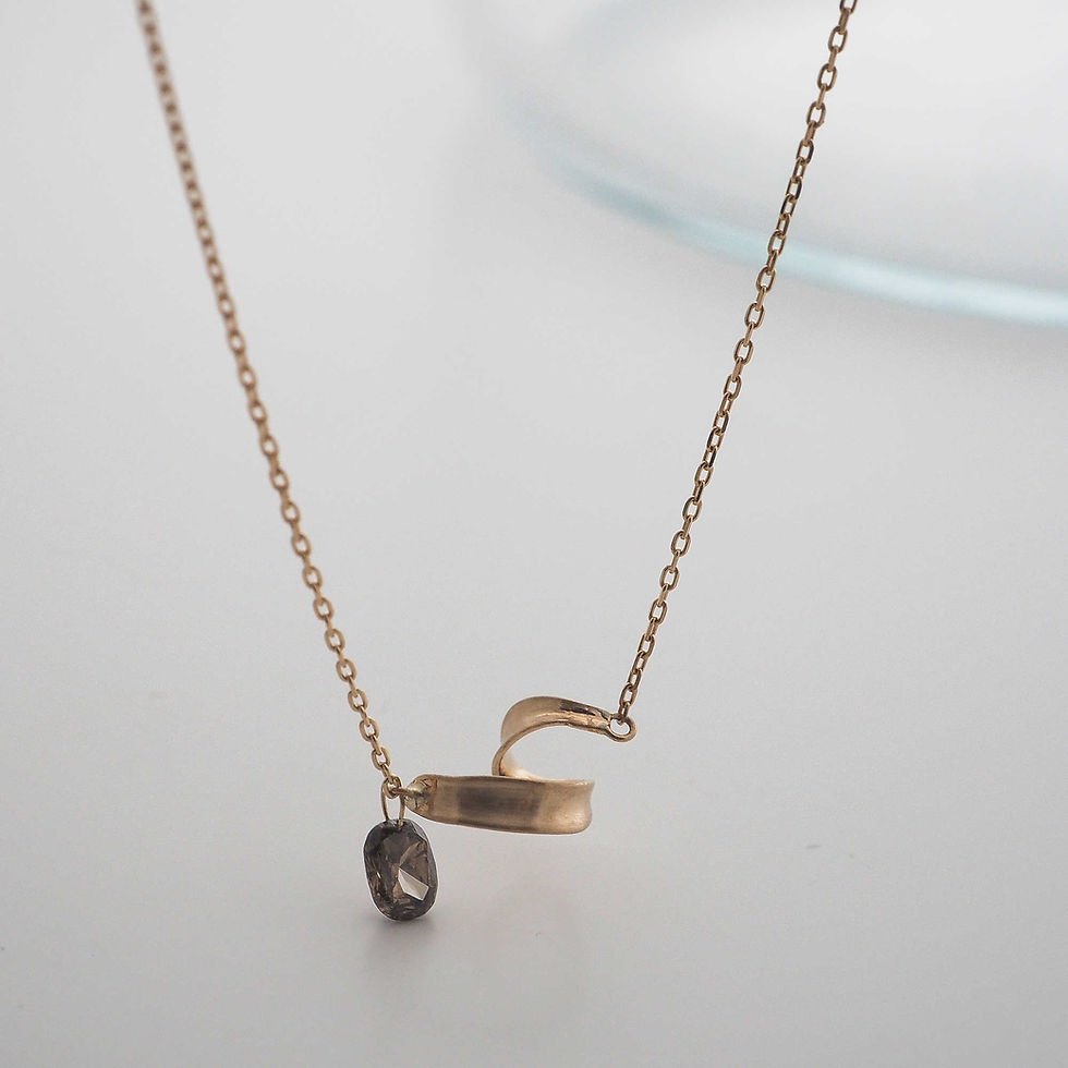 サムネイル： Brown Diamond + Twisted leaf Necklace