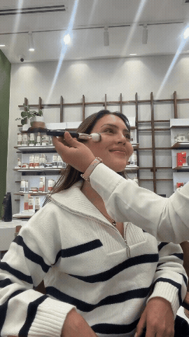 Estuve en la tienda de @natura.colombia en el CC andino! De verdad está demasiado TOP conoci uno (1).gif
