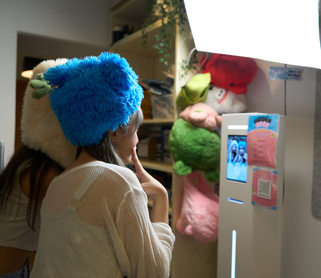 party room in causeway bay where you can enjoy a complimentary Korean-style selfie machine for those perfect, Insta-worthy shot