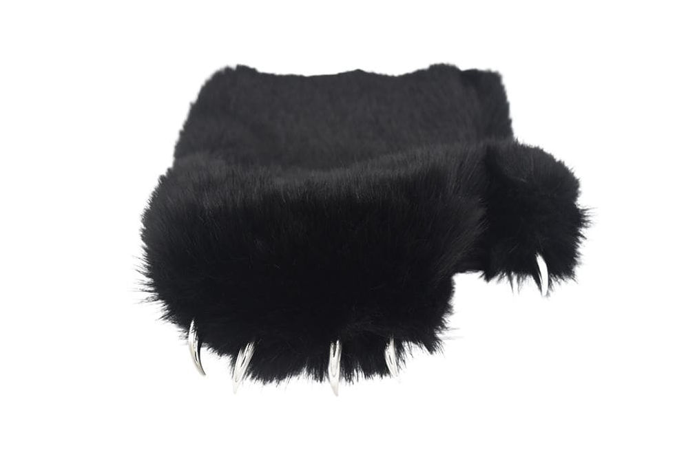 Thumbnail: Vegan Bear Claw Glove