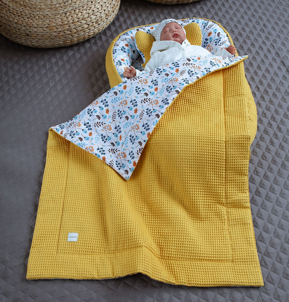 Miniaturbild: BABYNEST Waffelpique GELB Blumen Senfgelb Nestchen Babykokon Reisebett Wickelunterlage Baby Ausstattung BLAU Türkis