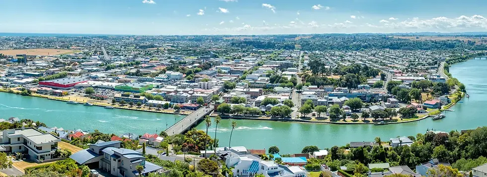 Whanganui Awa in summer.webp