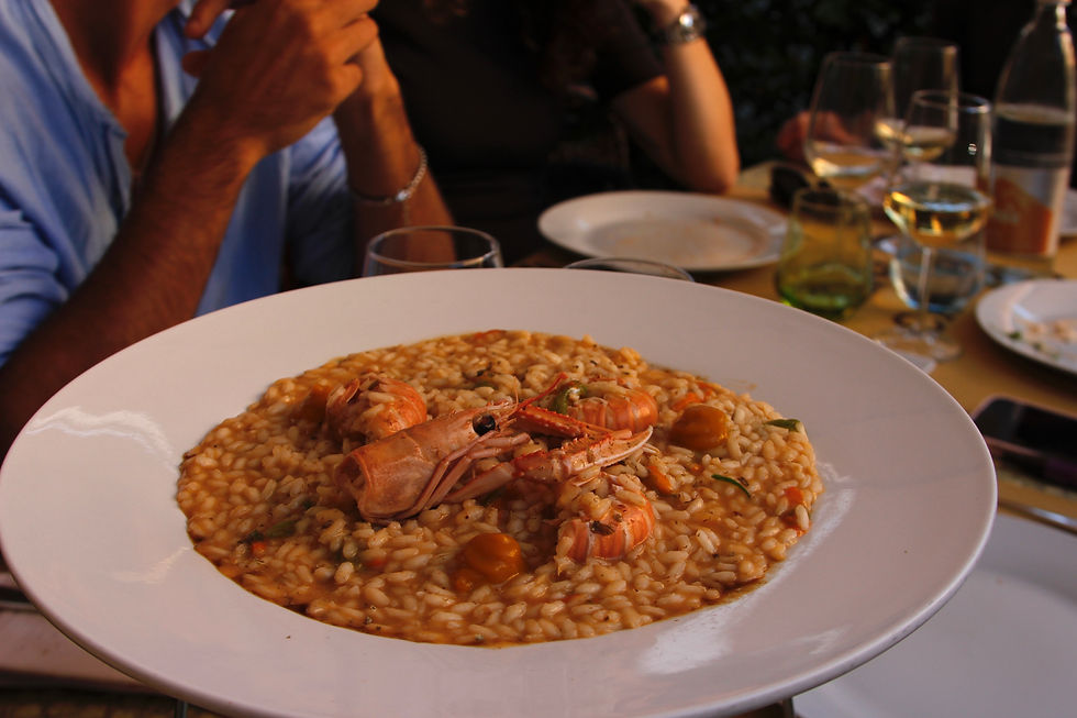 Risotto agli scampi e fiori di zucca image