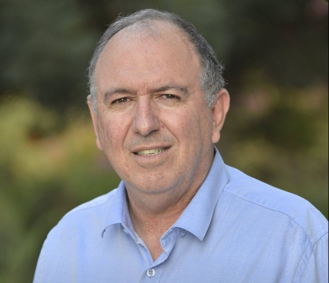 Writer: נמרוד אלון
