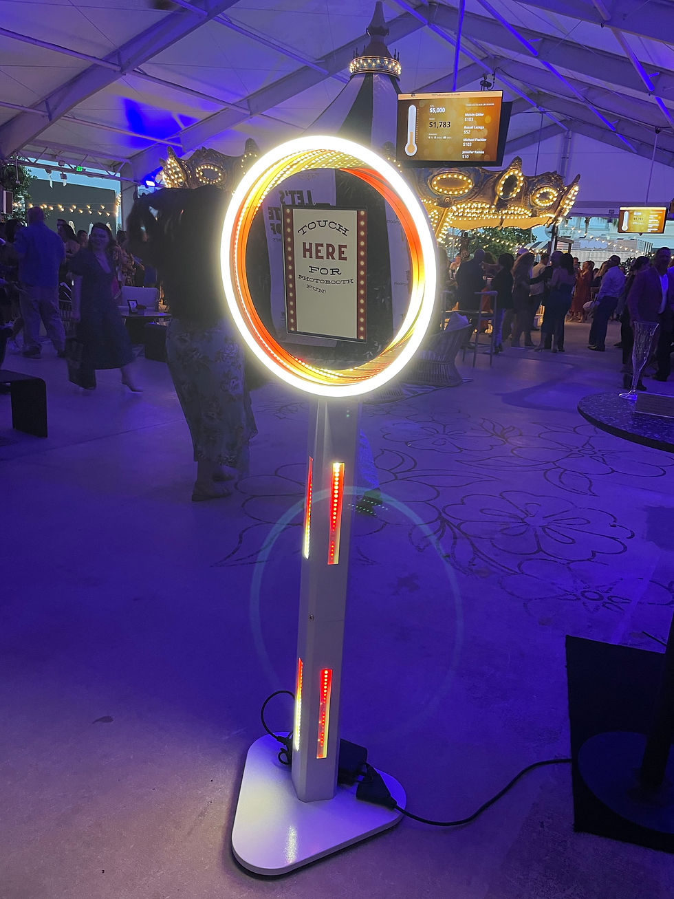 Infinity Photo Booth