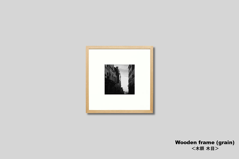 サムネイル： IGREBOW,インテリア,写真,フランス,パリ,街並み,モンマルトル,インテリアフォト,モノクロ,正方形,壁掛け,アート,額入り,額装,オリジナルプリント,アートフレーム,フォトフレーム,おしゃれ,モダン,プレゼント,壁飾り,プレゼント