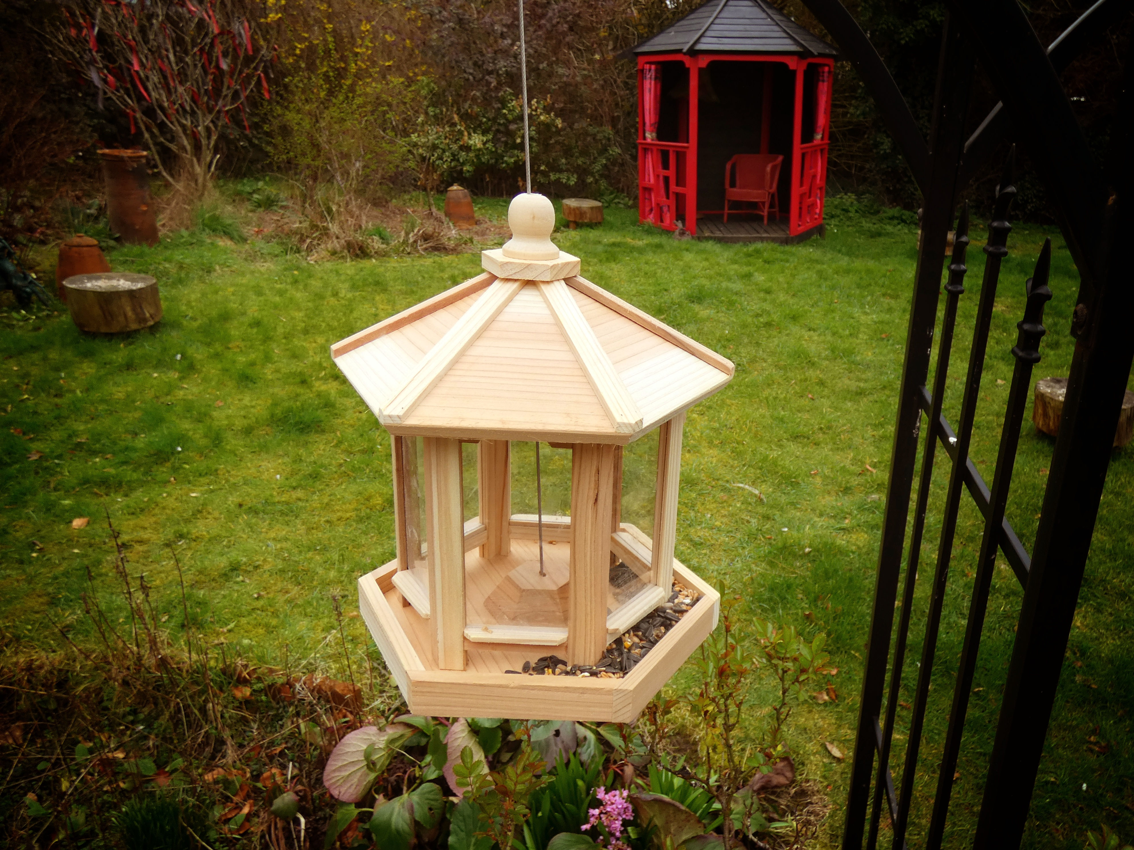 Honeycomb Temple Bird Feeder
