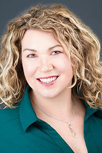 Carrie Elks Headshot bios-square.jpg