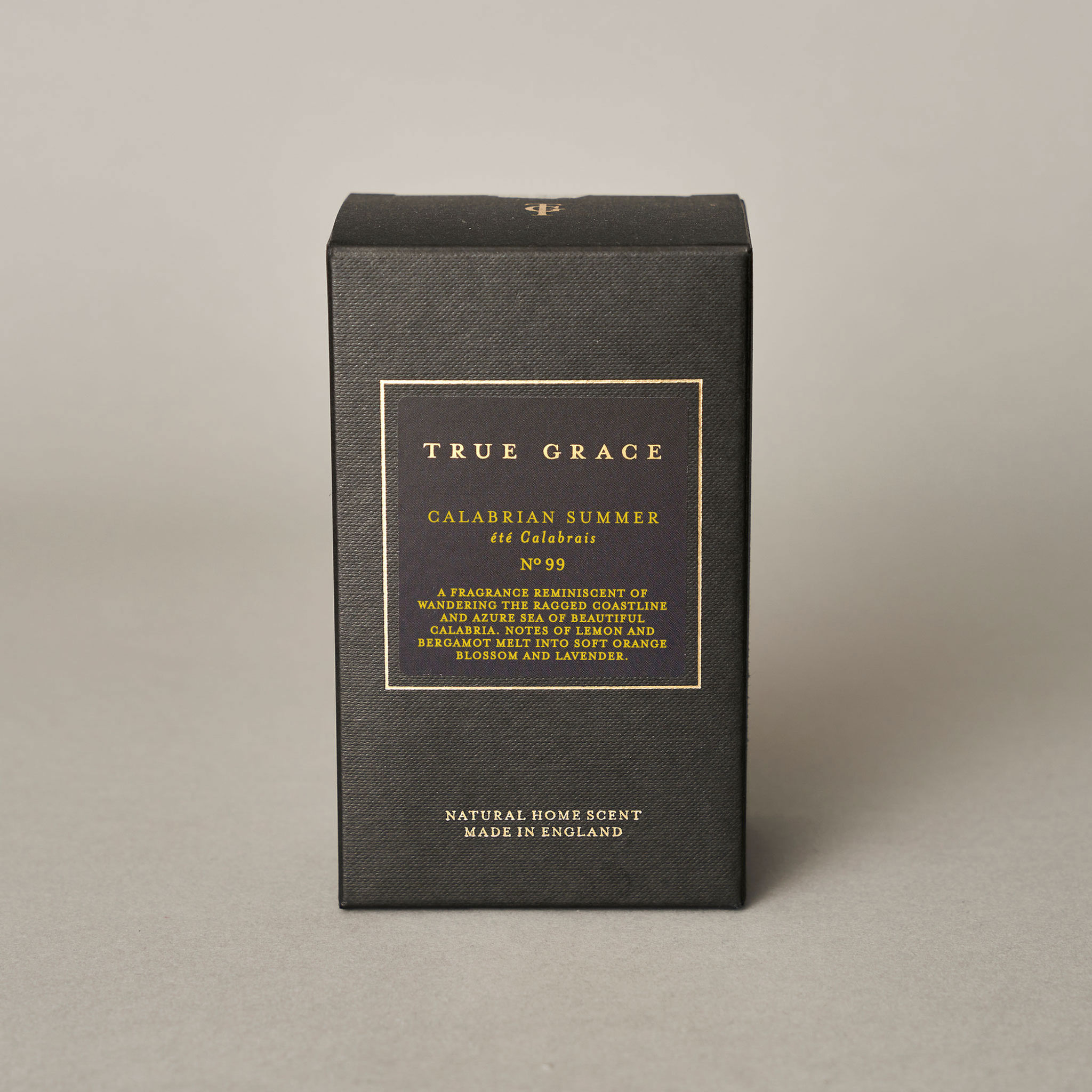 The Thirteen Room Fragrances of Talliston [No. 2: The Hall of Mirrors]