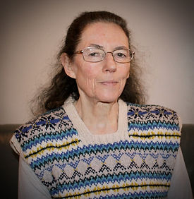 Linda Stratmann headshot1a.jpg
