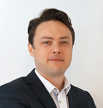 CIO Summit headshot_Christopher Gracie Pro Partner.jpg