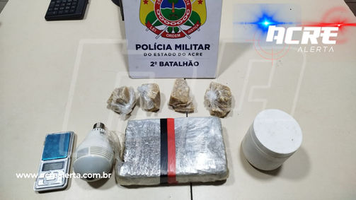 FORÇA TÁTICA DO 2º BPM PRENDE SUSPEITO DE TRÁFICO APÓS CONFRONTO ARMADO EM ÁREA DE DIFÍCIL ACESSO EM RIO BRANCO