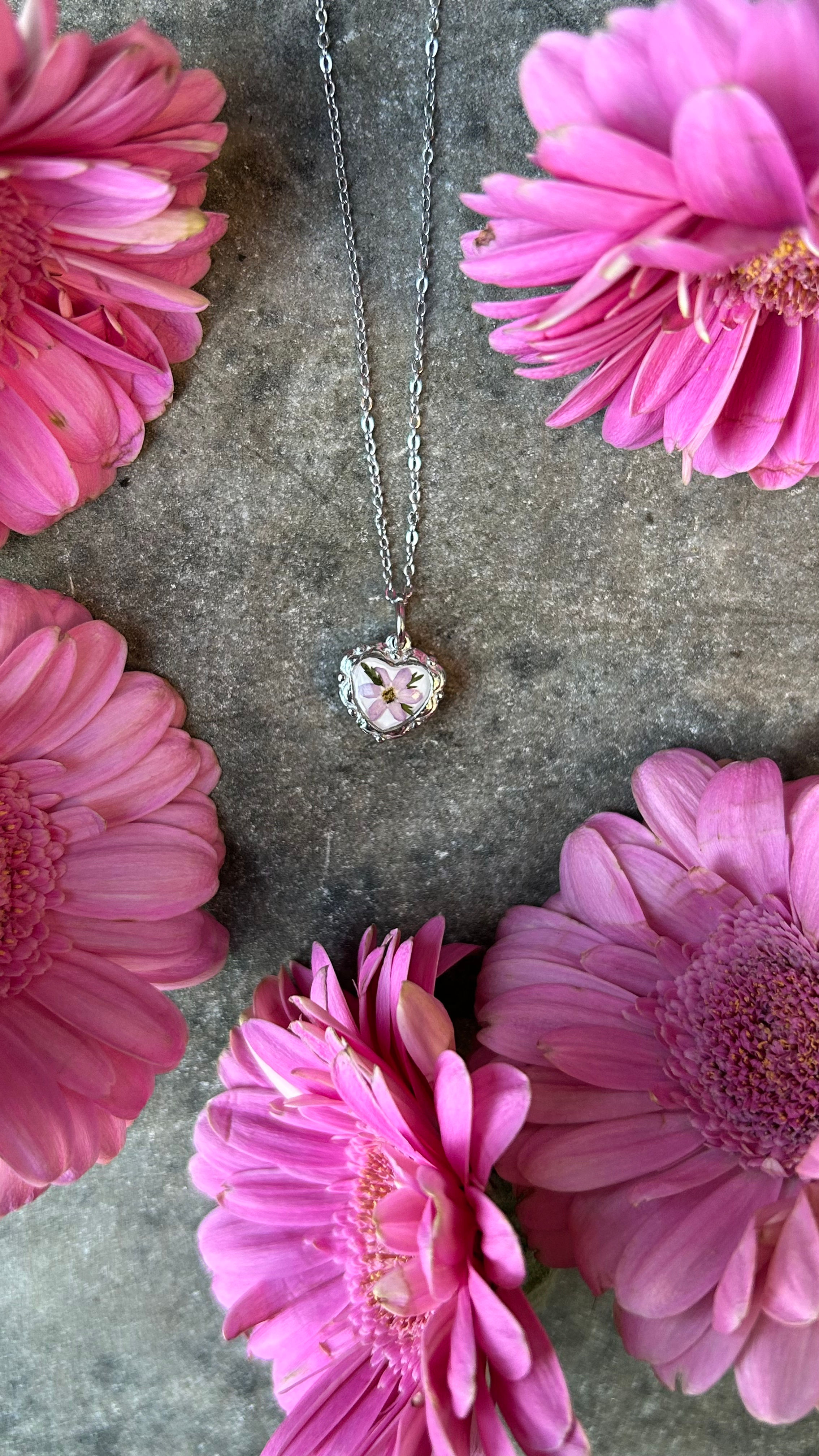 Collana con Nontiscordardimè