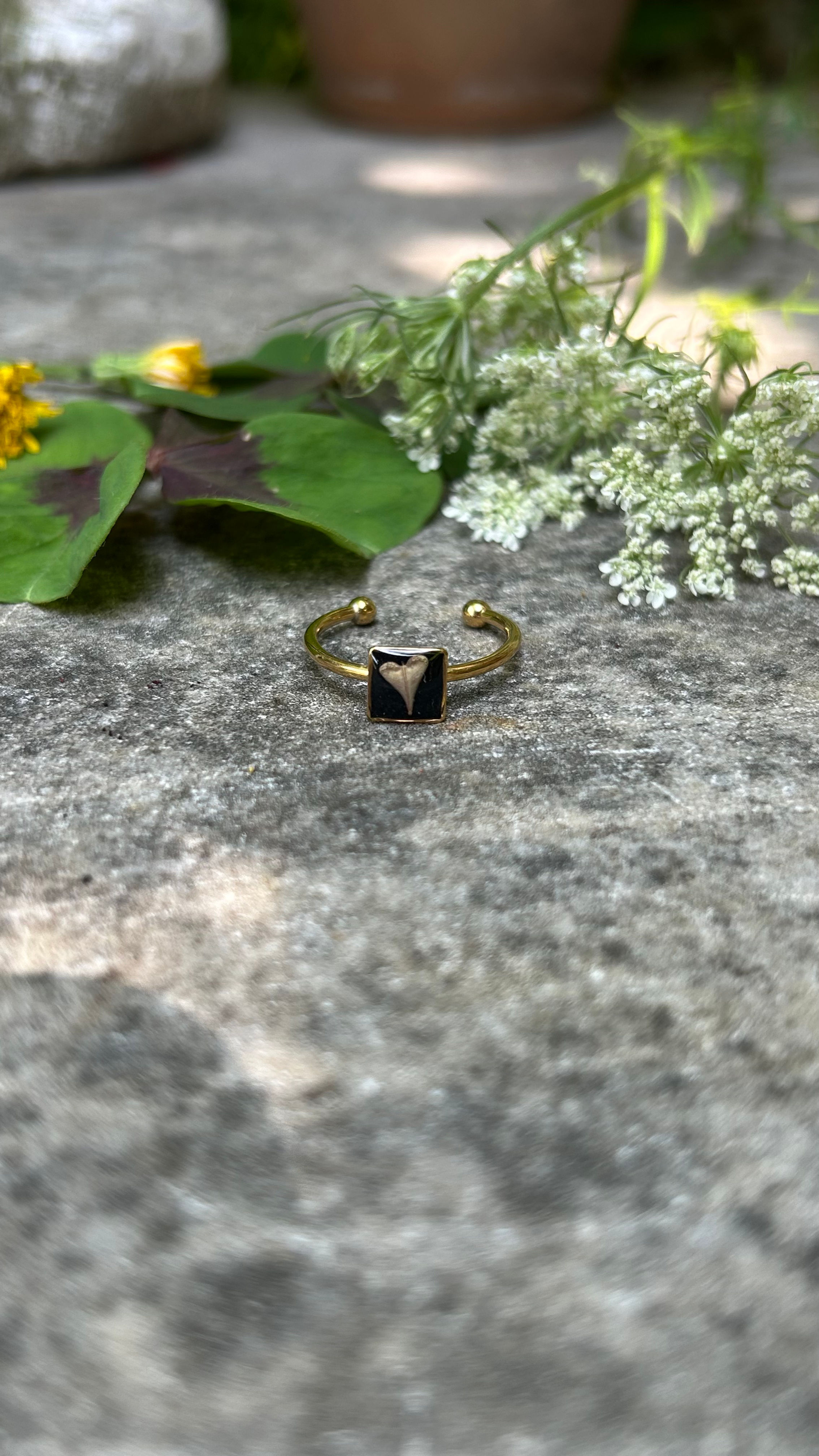 Anello con Borsa del pastore