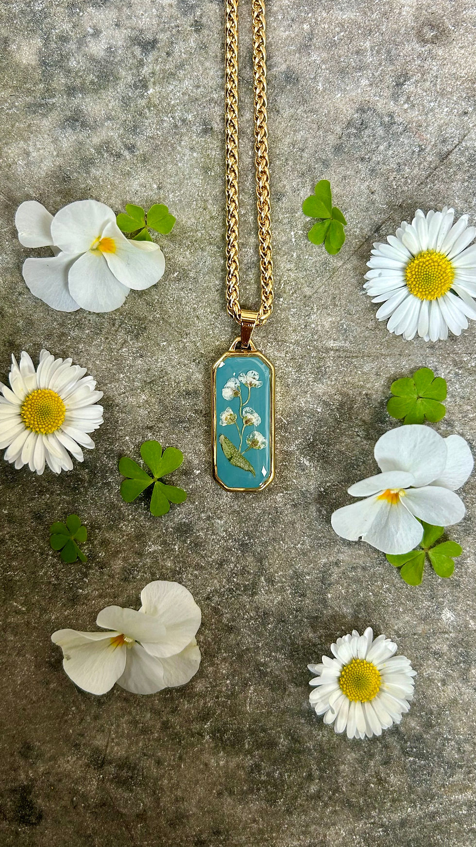 Miniatura: Collana con Lobularia