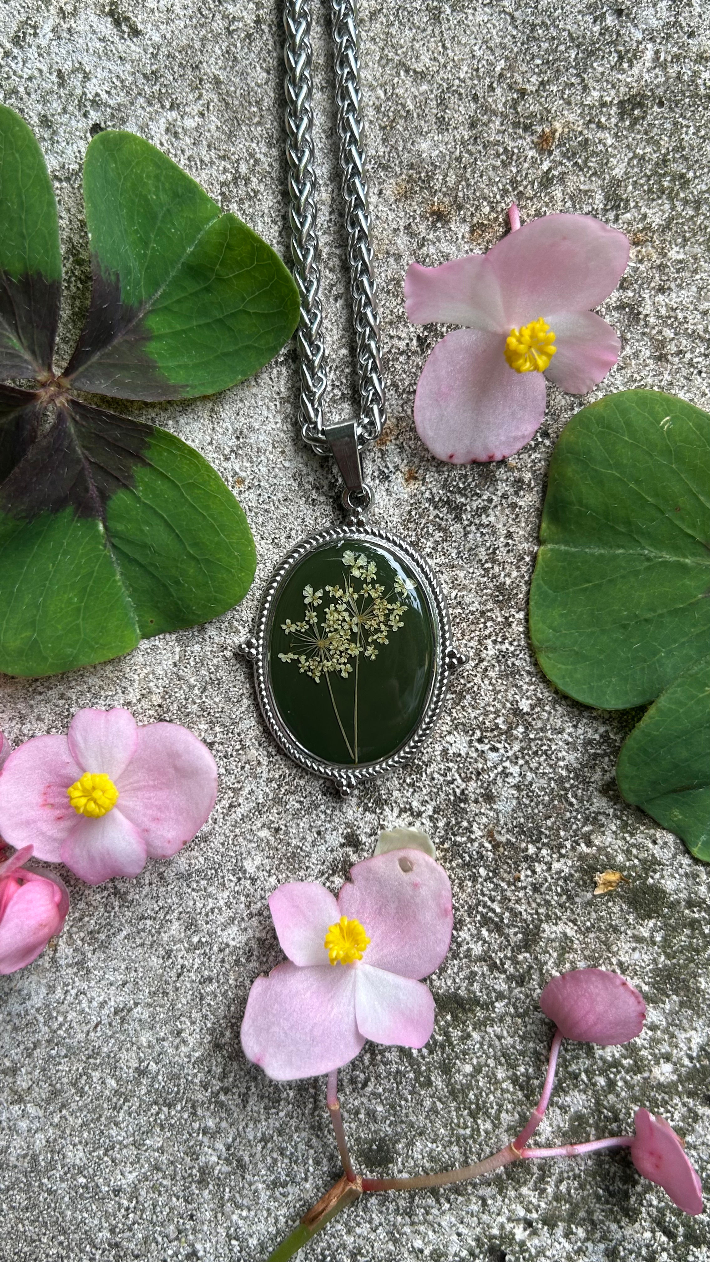 Collana con Carota Selvatica