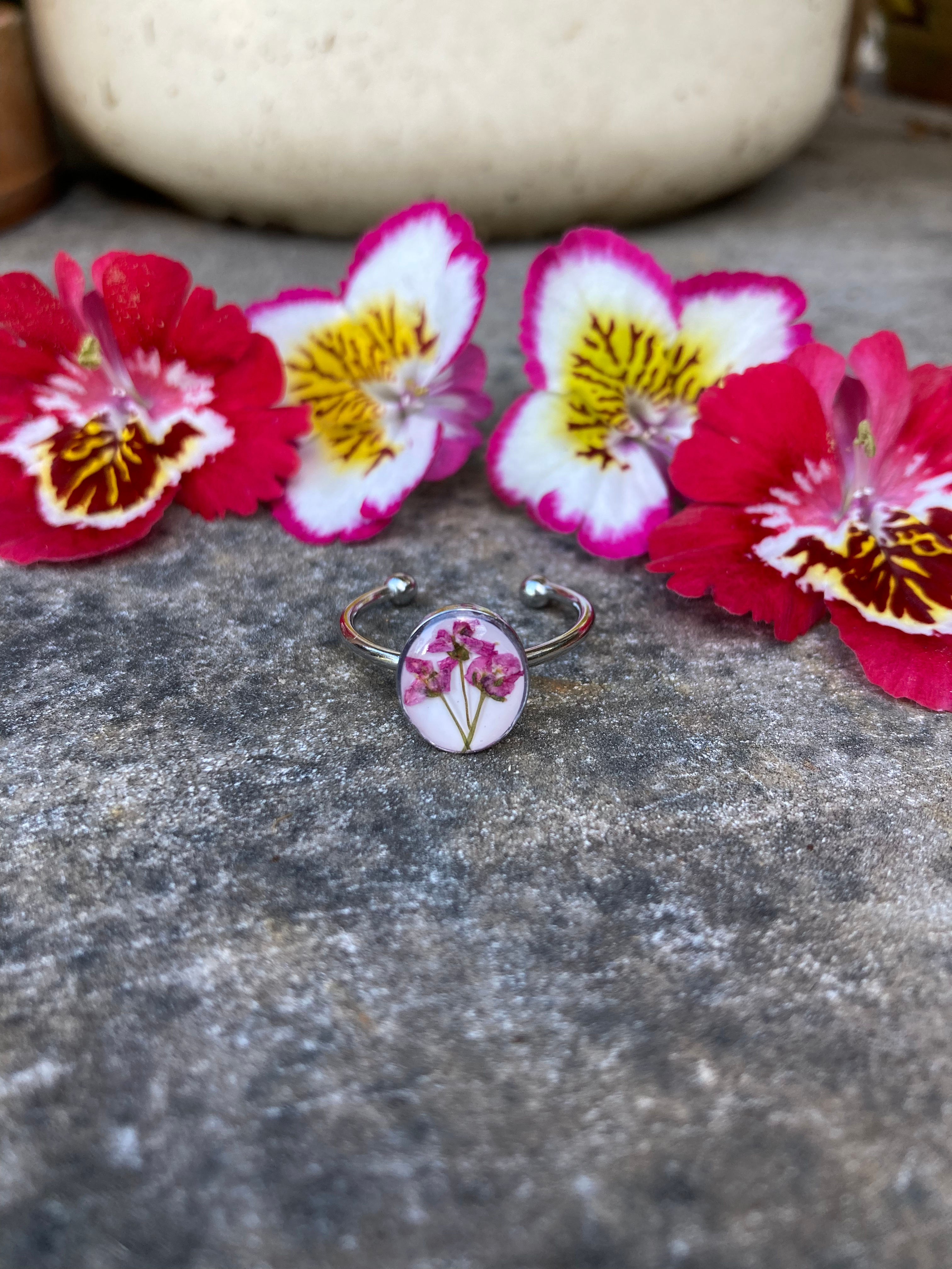 Anello con Lobularia