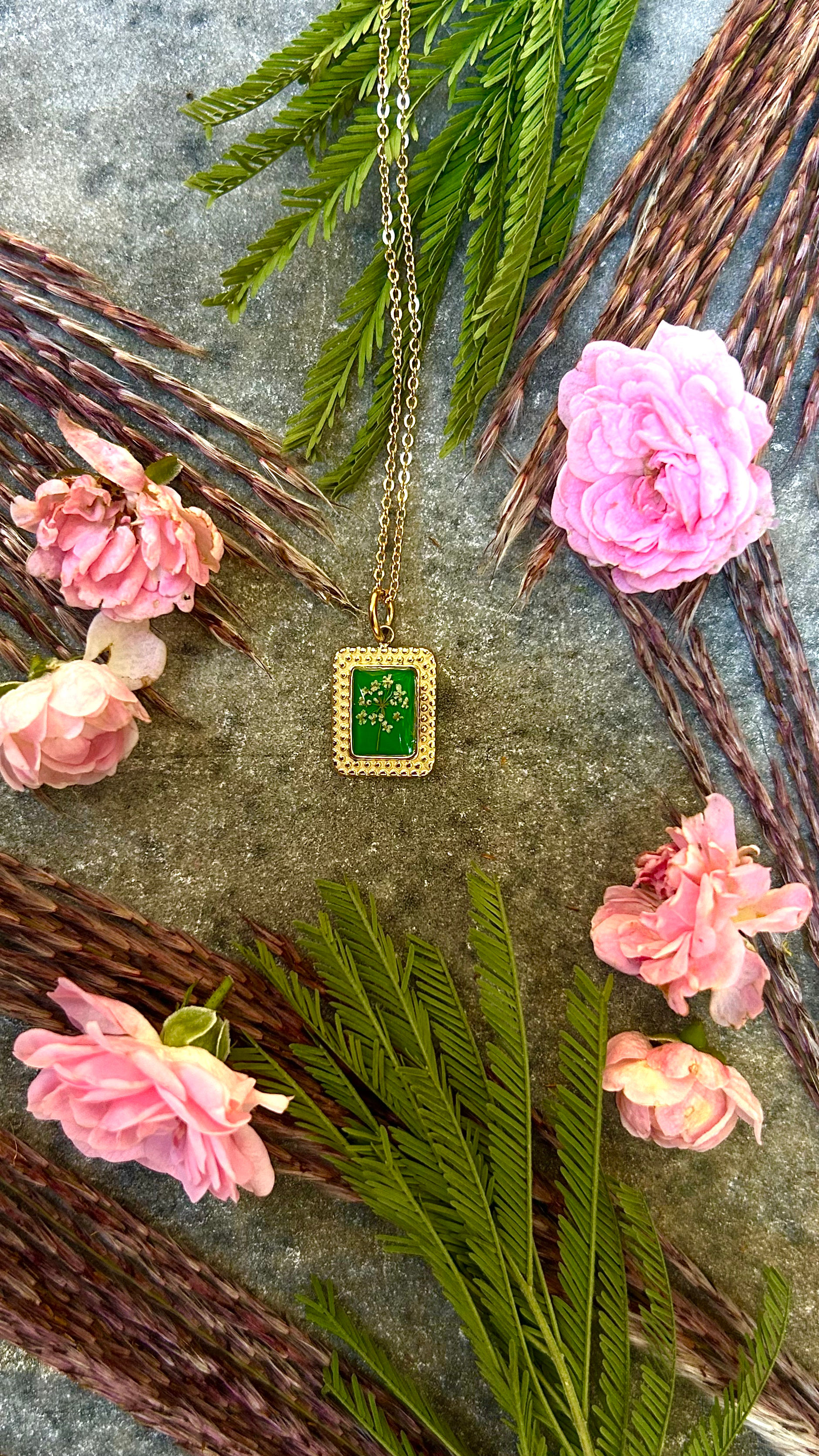 Collana con Carota selvatica