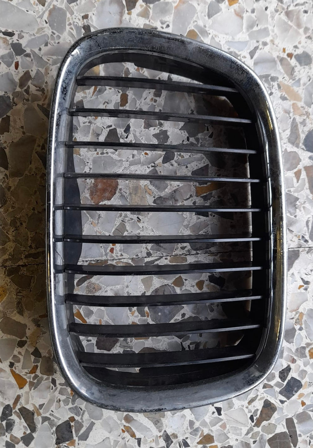 BMW serie 3 ‘96/‘99 griglia sinistra 