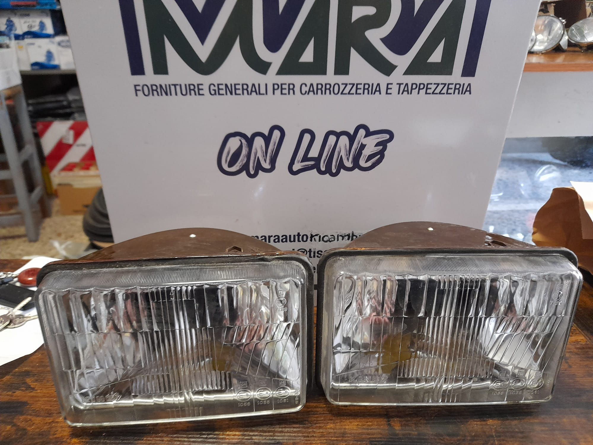 Iveco 100/110/130/160/180/619/691/697 Coppia fari Kimbi