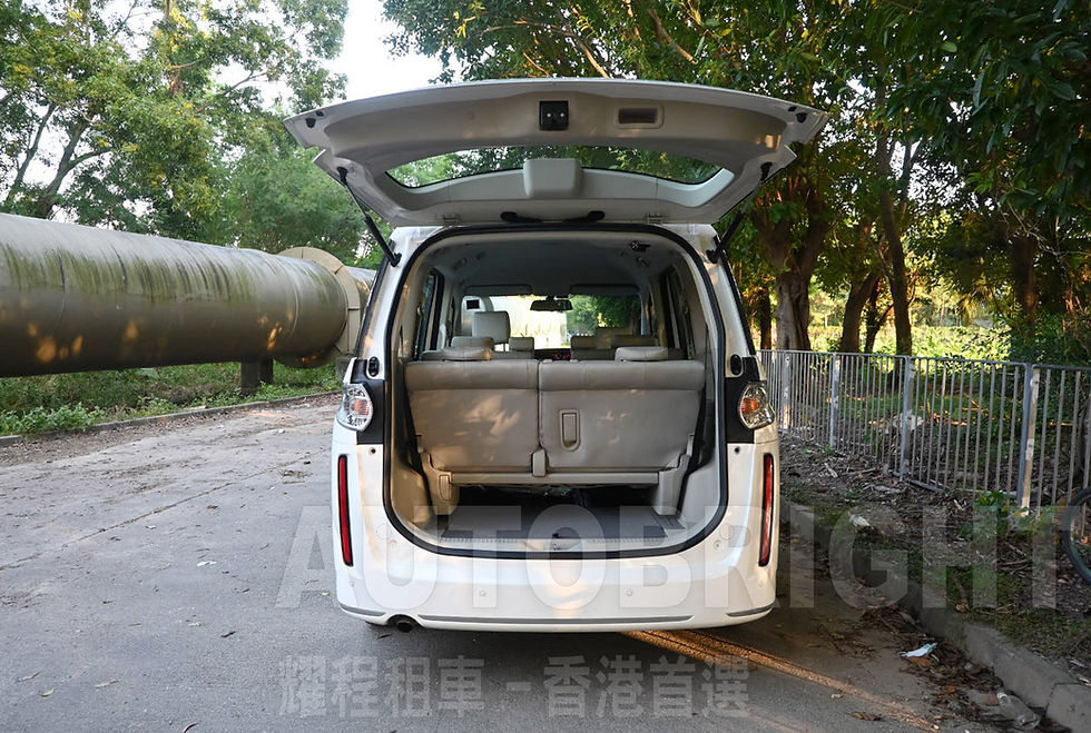 縮圖：Mazda Biante 2017