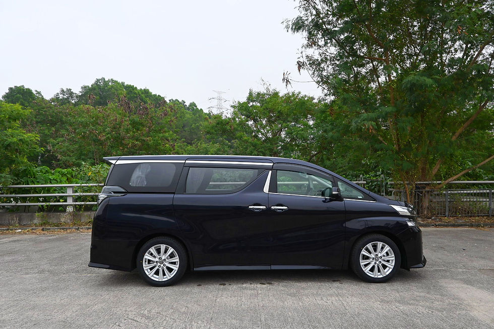 縮圖：Toyota Vellfire 2015