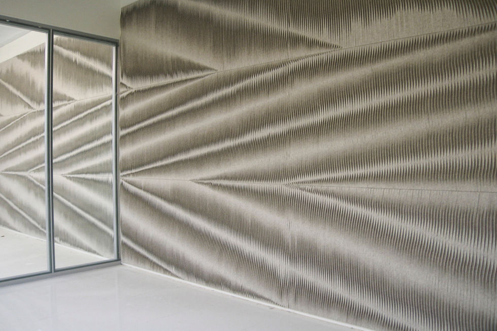 Anne Kyyro Quinn.Leaf.Acoustic.Hanover Square.04-1.jpg