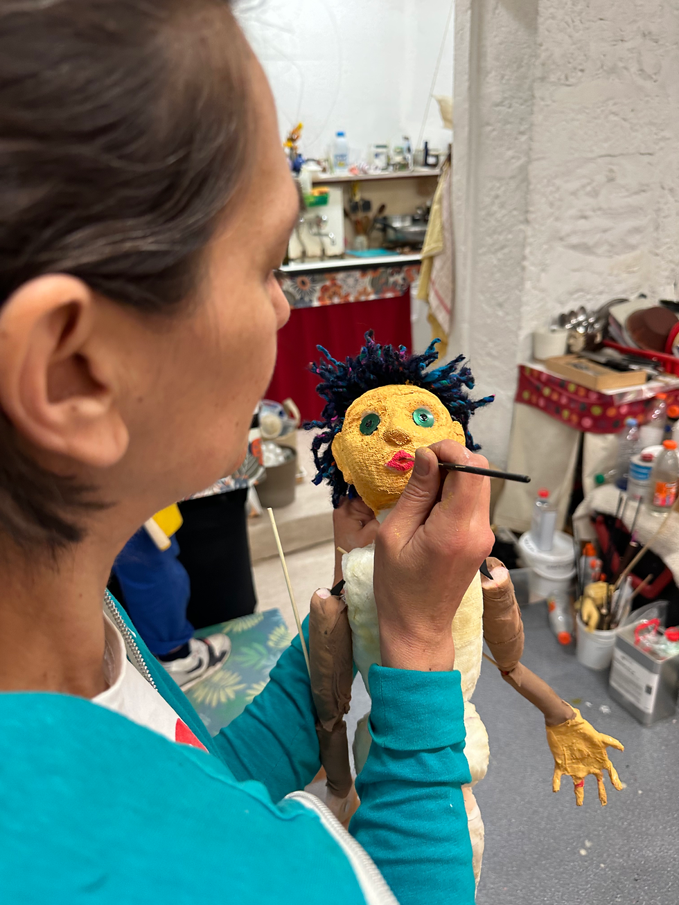 Ninon, la marionnette qui défie les lois de la croissance