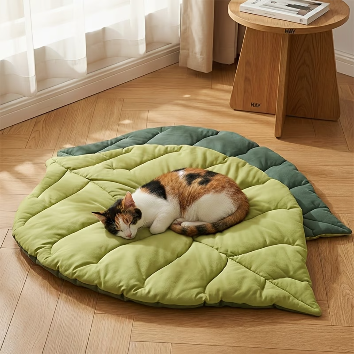 Portable Leaf Cat Bed Reversible Soft Washable