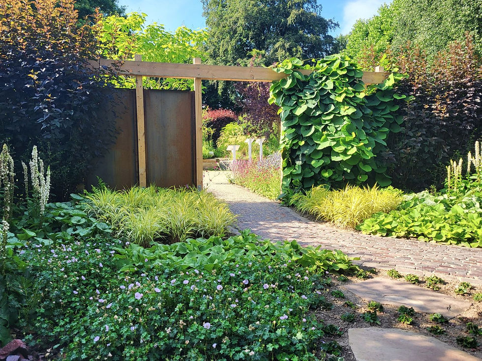 "Grünes Refugium" von Dirk Christian Schröder - Garten- und Landschaftsbau