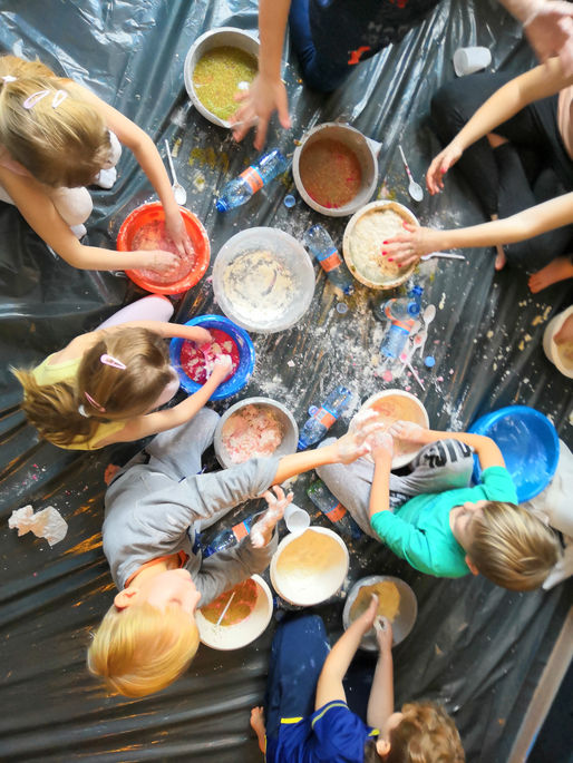 "FERIE W DOMU TO JEST NUDA Z ROBOTYKĄ DZIEŃ SIĘ UDA!"