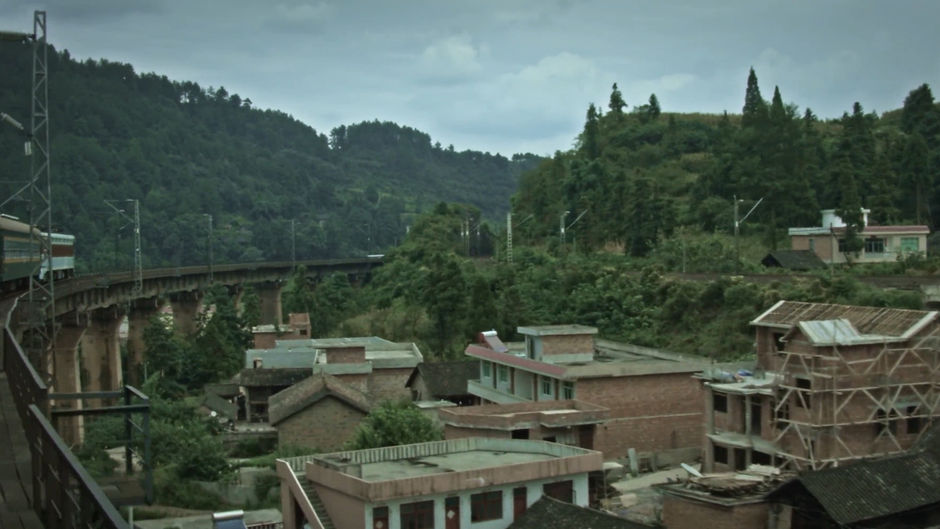 散文推薦|〈我記得書寫的原點〉/吳岱穎