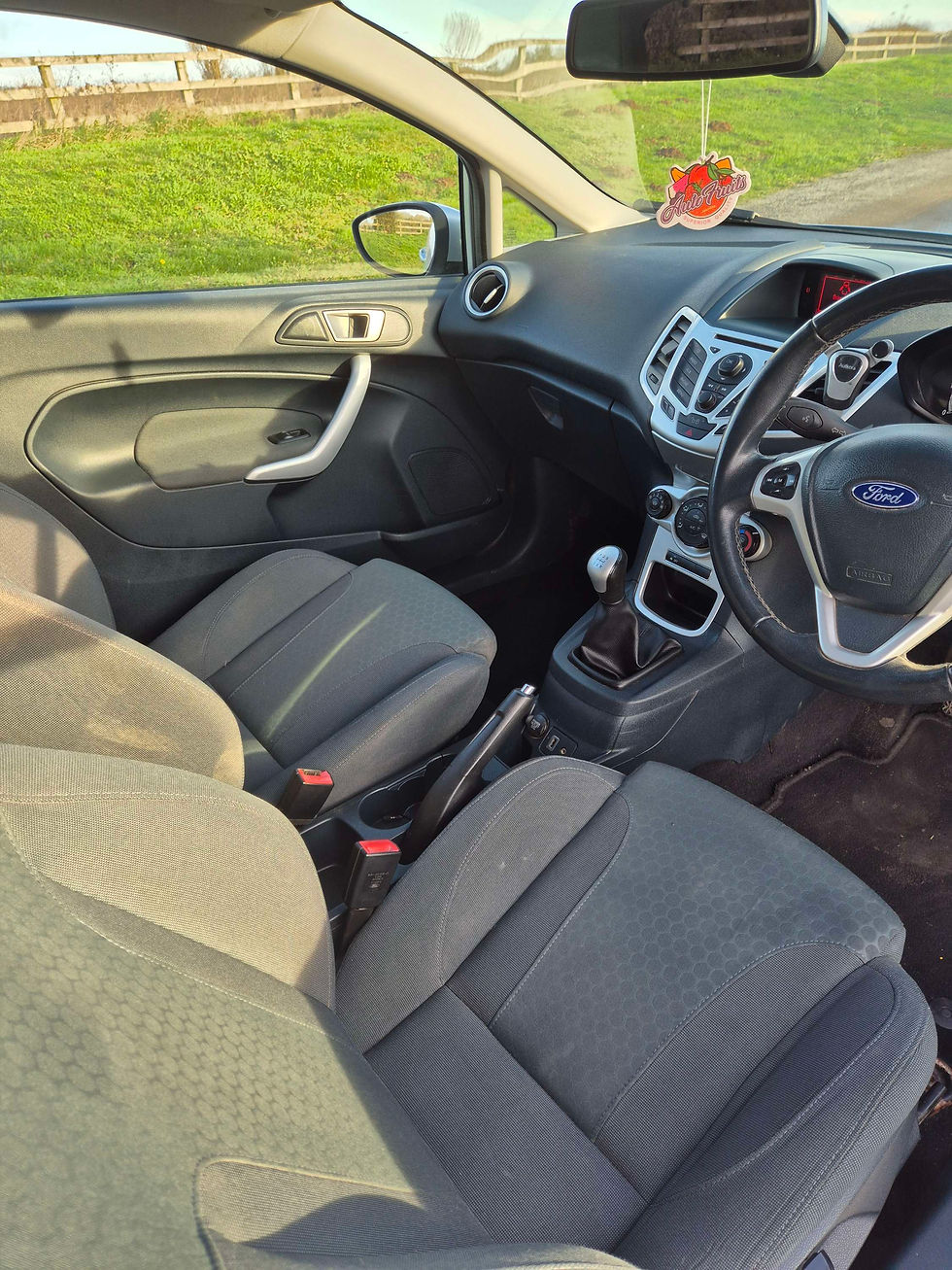 Thumbnail: Ford Fiesta Van Zetec - S