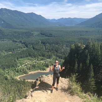 snoqualmie hike washington view from the top