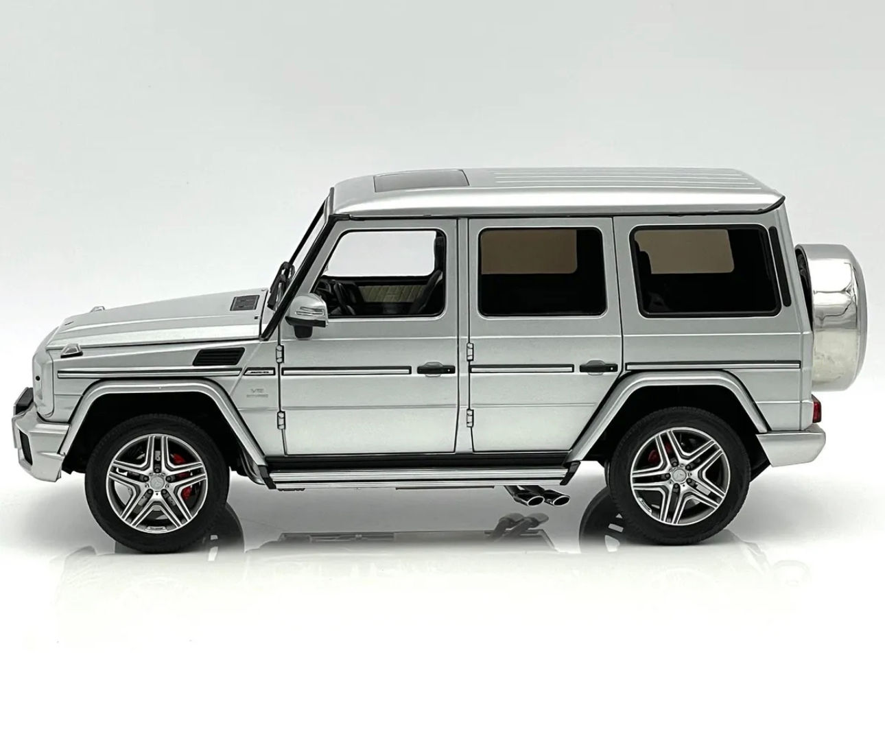 Հեռակառավարվող մեքենա մոխրագույն Mercedes G class