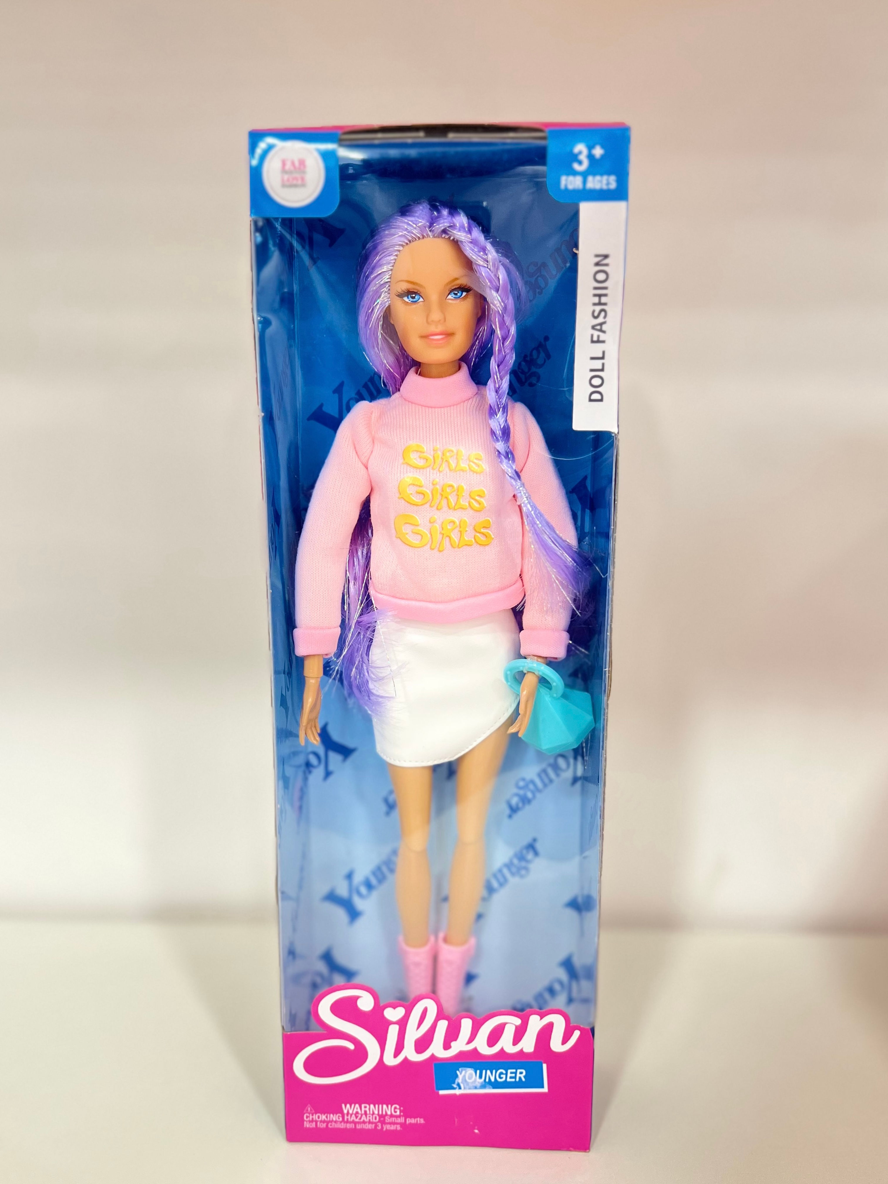 Տիկնիկ Silvan մանուշակագույն մազերով