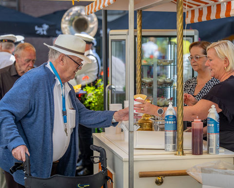 Genieten van een ijsje bij Veurpreuve op de Beyart