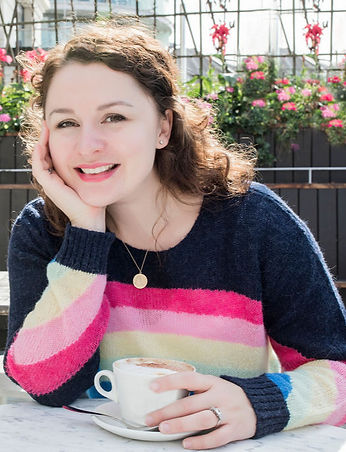 Rebecca Lewis-Oakes headshot_edited.jpg